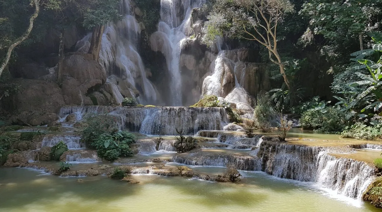 Discover LaosOn-Road Tour